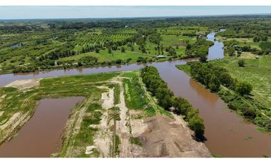 Lote en venta en  Villa Paranacito