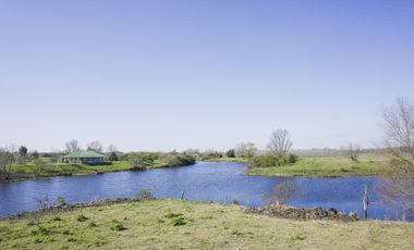 Lote en venta en  Villa Paranacito