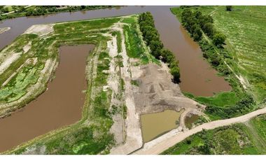 Lote en venta en  Villa Paranacito