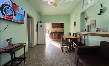 Casa a la venta en Olivera, Luján