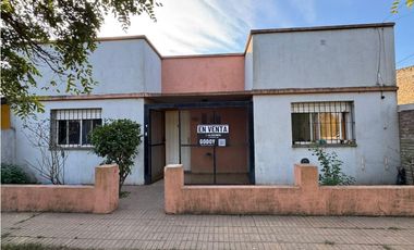 Casa a la venta en Olivera, Luján