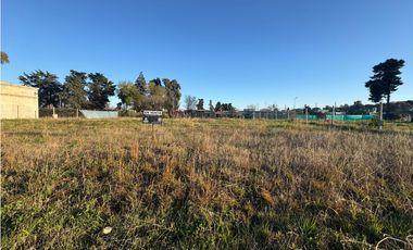 Lote en Venta en el Barrio La Marina 2