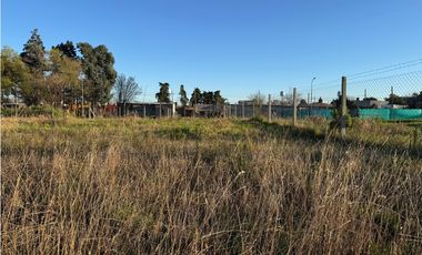 Lote en Venta en el Barrio La Marina 2