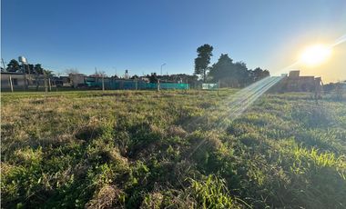 Lote en Venta en el Barrio La Marina 2