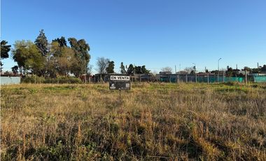 Lote en Venta en el Barrio La Marina 2