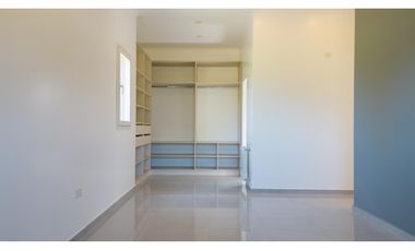 Casa en Venta a estrenar en Club de Campo La Asuncion Luján Buenos Aires