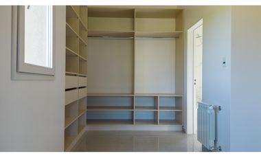 Casa en Venta a estrenar en Club de Campo La Asuncion Luján Buenos Aires