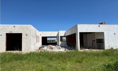 Casa en venta en el Barrio cerrado Los juncos