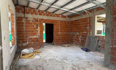 Casa en venta en el Barrio cerrado Los juncos