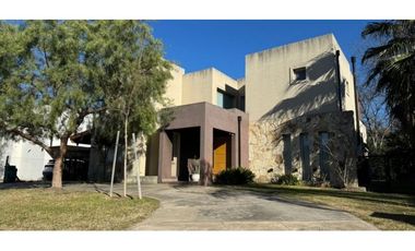 CASA EN VENTA BARRIO SAN MATIAS