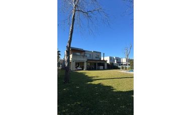 CASA EN VENTA BARRIO SAN MATIAS