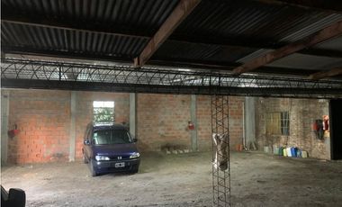 Venta Esquina Colon y J.B Justo