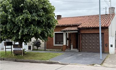 Chalet 4 ambientes 180M2