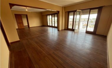 DEPARTAMENTO de CATEGORIA 