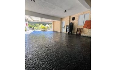 Alquiler temporario Casa para 8 personas Villa Carlos Paz.