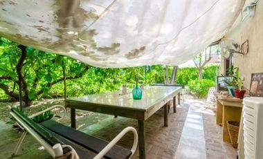 CASA EN PARQUE LELOIR