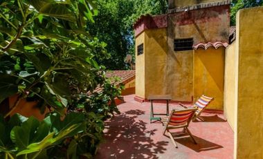 CASA EN PARQUE LELOIR