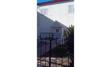 Se vende casa en b° comercio 1 de 3 dormitorios U$D 75.000 dólares