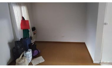 Se vende casa en b° comercio 1 de 3 dormitorios U$D 75.000 dólares