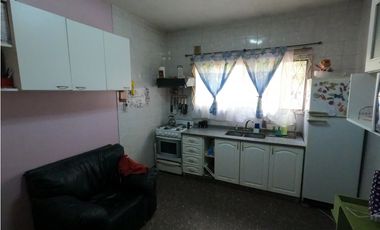 Casa sobre Triunvirato