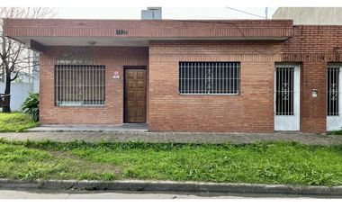 Casa sobre Triunvirato