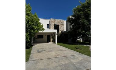 Excelente casa a la venta en Weston, Moreno