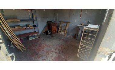 AMPLIO DEPARTAMENTO EN PLANTA ALTA EN VENTA. Ituzaingó Norte