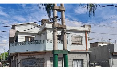 AMPLIO DEPARTAMENTO EN PLANTA ALTA EN VENTA. Ituzaingó Norte