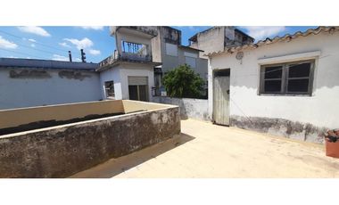 AMPLIO DEPARTAMENTO EN PLANTA ALTA EN VENTA. Ituzaingó Norte