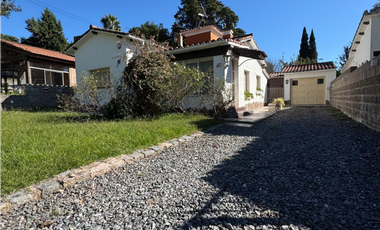 Casa De 2 Dormitorios A Media Cuadra de Av. San Martín - Río Ceballos