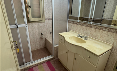 Casa De 2 Dormitorios A Media Cuadra de Av. San Martín - Río Ceballos