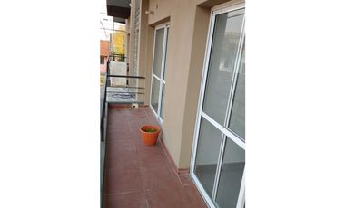 Departamento un dormitorio. Bajas Expensas. Balcón al frente. 55 mts