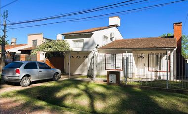casa de 4 ambientes en venta en lujan apto credito
