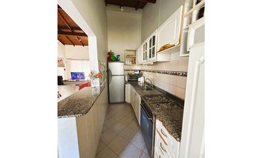 casa de 4 ambientes en venta en lujan apto credito