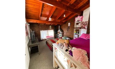 casa de 4 ambientes en venta en lujan apto credito