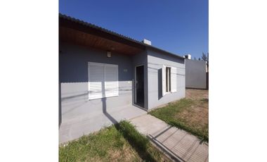 CASA COVILU - CALLE KENNEDY - LAS ACACIAS LUJAN(B)