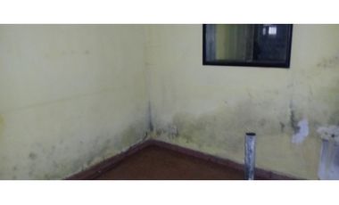 2 CASAS  CON GALPON A REFACCIONAR