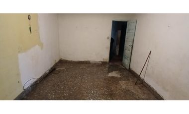 2 CASAS  CON GALPON A REFACCIONAR