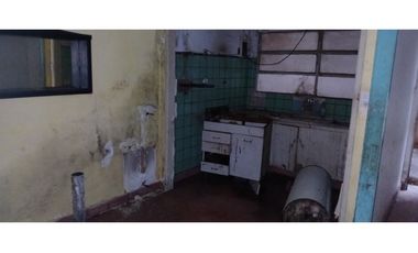 2 CASAS  CON GALPON A REFACCIONAR