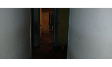 2 CASAS  CON GALPON A REFACCIONAR