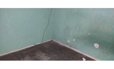 2 CASAS  CON GALPON A REFACCIONAR