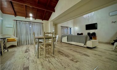 Venta Casa en Club Campo de Golf Praderas de Lujan