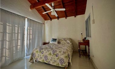 Venta Casa en Club Campo de Golf Praderas de Lujan