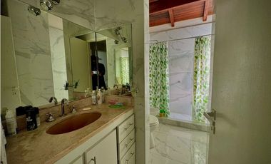 Venta Casa en Club Campo de Golf Praderas de Lujan