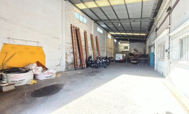 GALPÓN DE 1.385M2 EN CRUCESITA - SALIDA A 2 CALLES