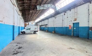 GALPÓN DE 1.385M2 EN CRUCESITA - SALIDA A 2 CALLES