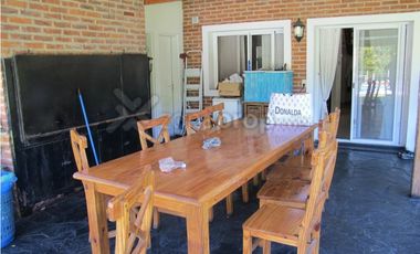 CASA A LA VENTA EN CLUB DE CAMPO ESTANCIA LA TRADICON
