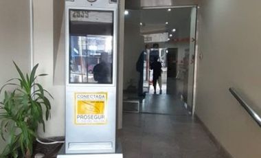 DEPTO 4 AMB EN LANUS OESTE SOBRE AV. H. YRIGOYEN