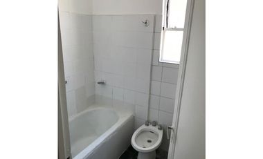 Monoambiente en Constitucion