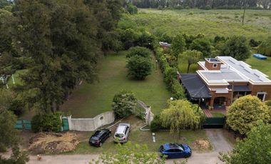 Terreno a la venta en hosteria sur calle el benteveo